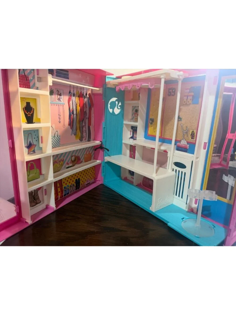 Barbie Pink Folding Dream Closet Case Hanger Mirror Mattel 2019 Toy Playset